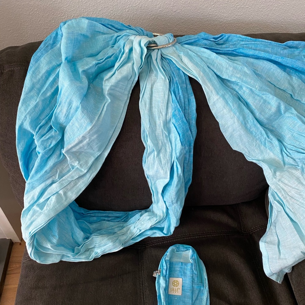 Lillebaby turquoise ring sling!
